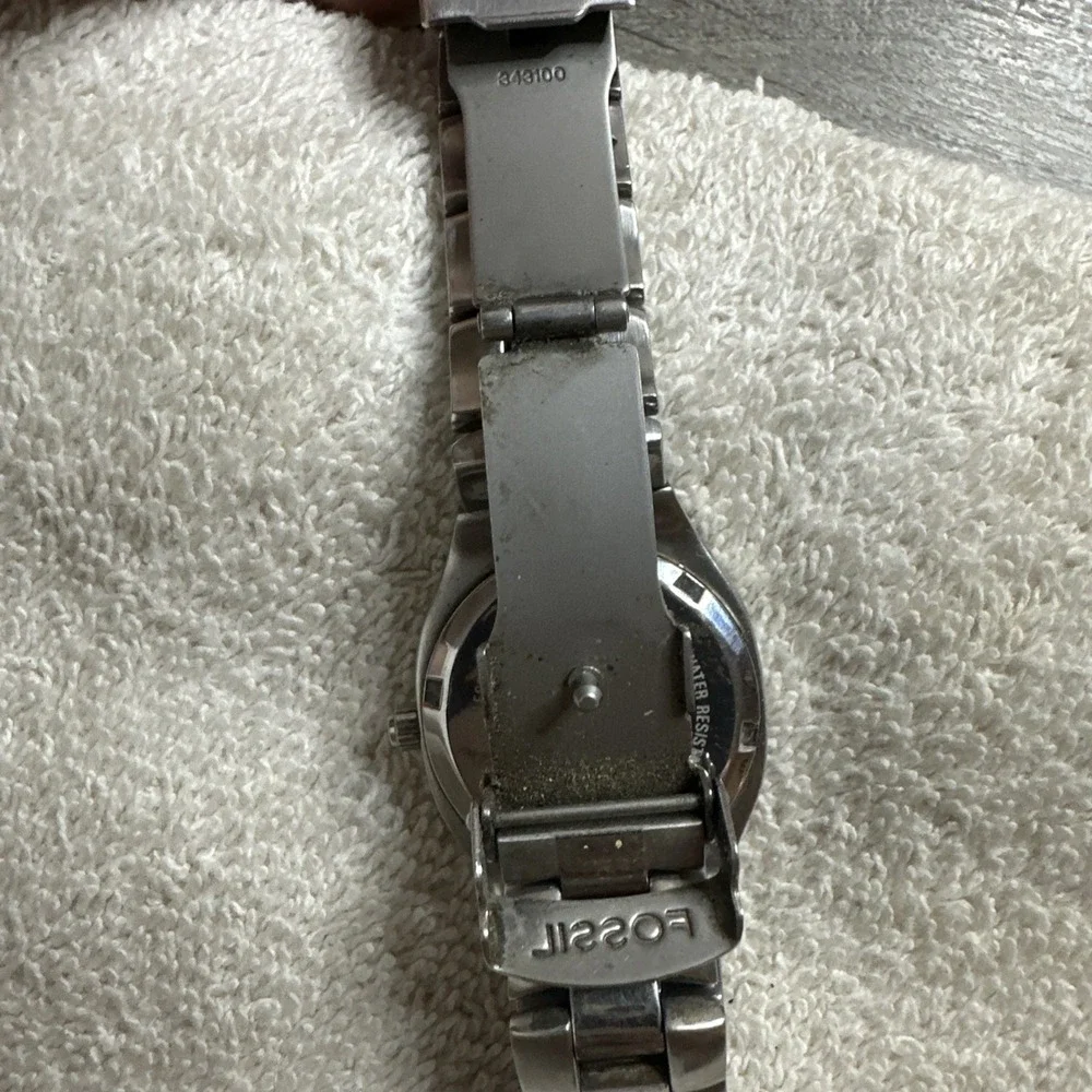 Ladies Fossil Blue Silver Tone Quartz Watch‎ AM-3526